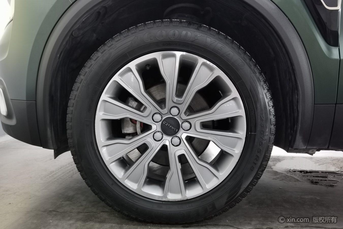 Lynk & Co 01 2017 2.0T