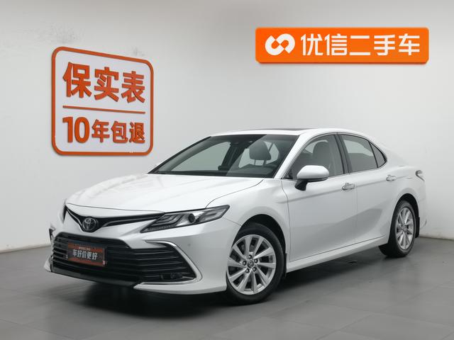 Toyota Camry 2021 года выпуска