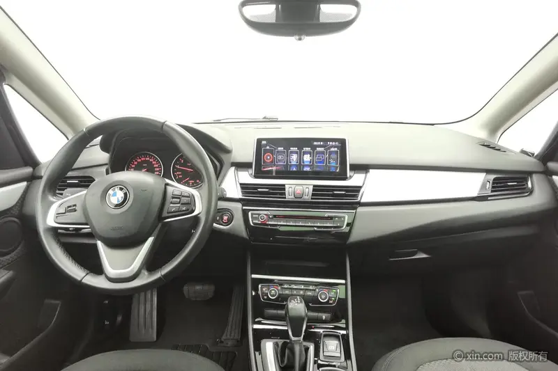 BMW 2 Xi Lv Xing Che 218i продвинутая — фото 8