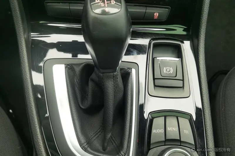 BMW 2 Xi Lv Xing Che 218i продвинутая — фото 10