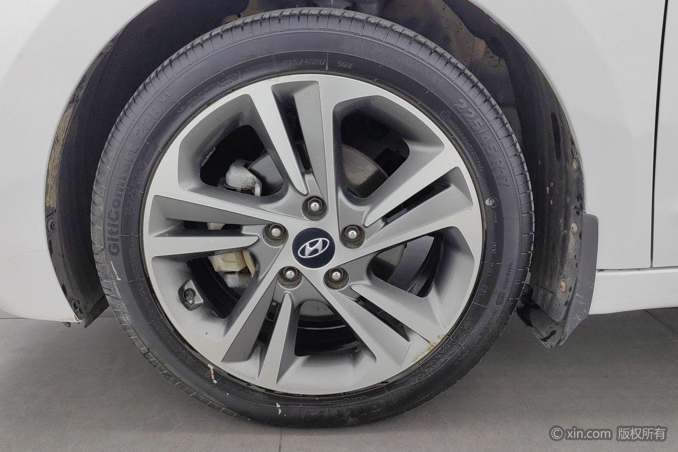 Hyundai Elantra 2016 1.6L AT Elite