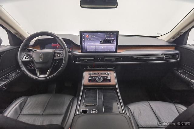 Lincoln Aviator 2023 3.0 T V 6 4 WD — фото 15