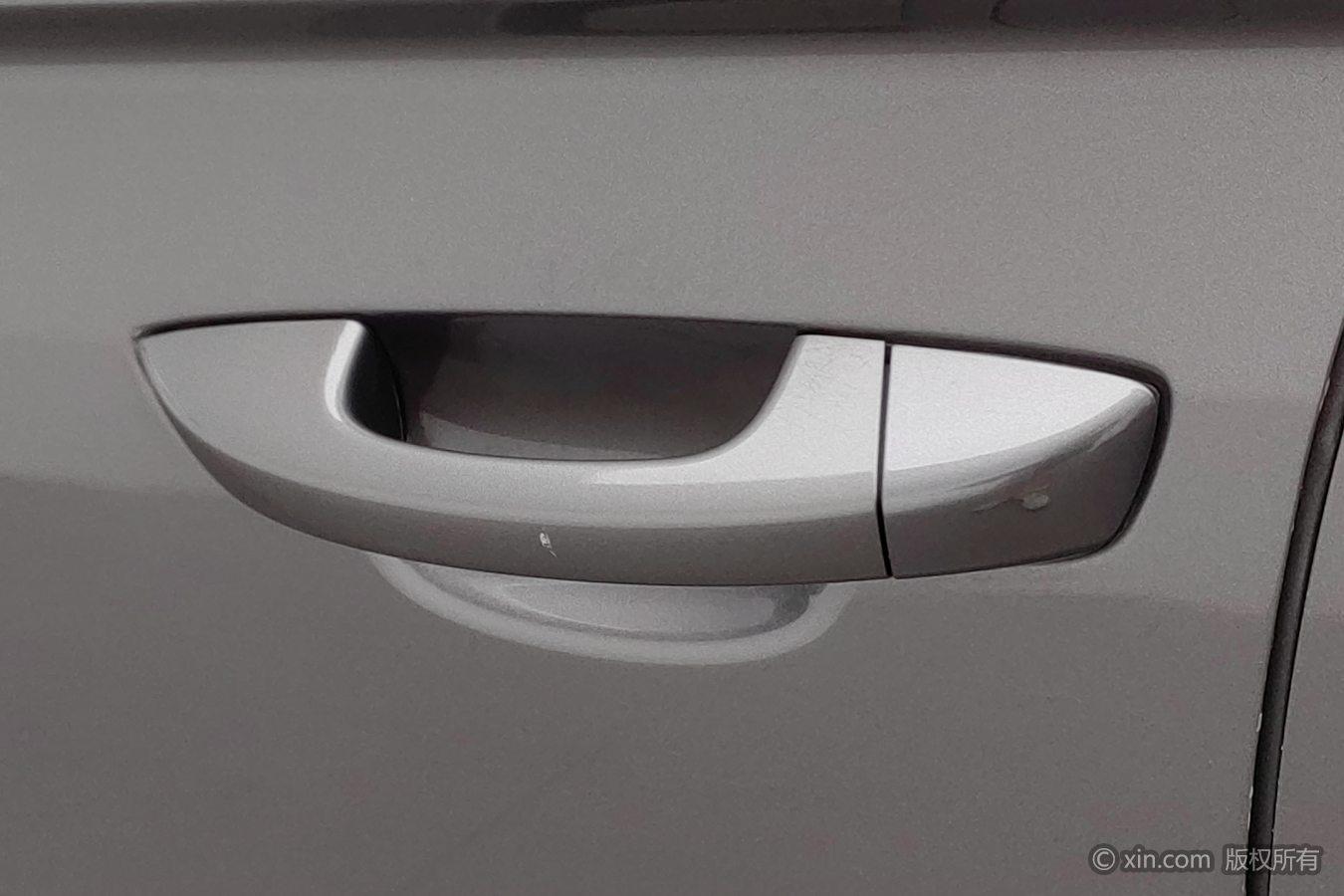Volkswagen Bora 2016 1.6L AT Comfort