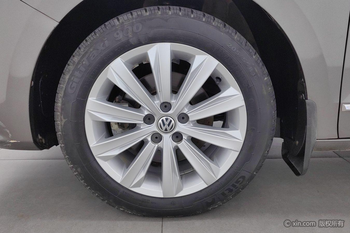Volkswagen Bora 2016 1.6L AT Comfort