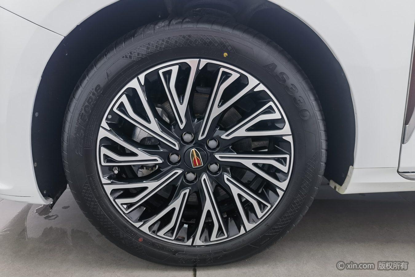 Hongqi H5 2024 2.0T AT