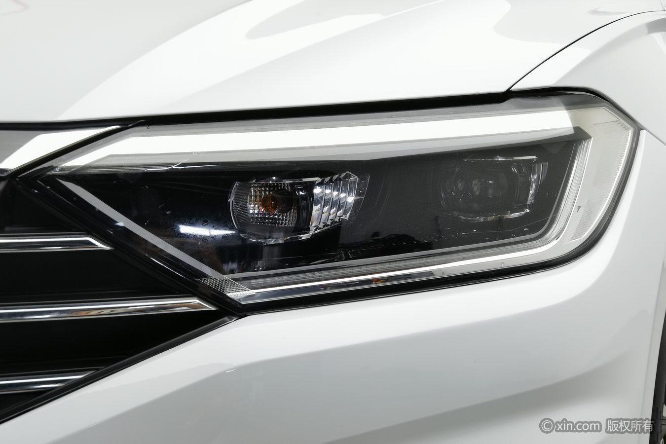 Volkswagen Sagitar 2019 200TSI DSG Comfort VI