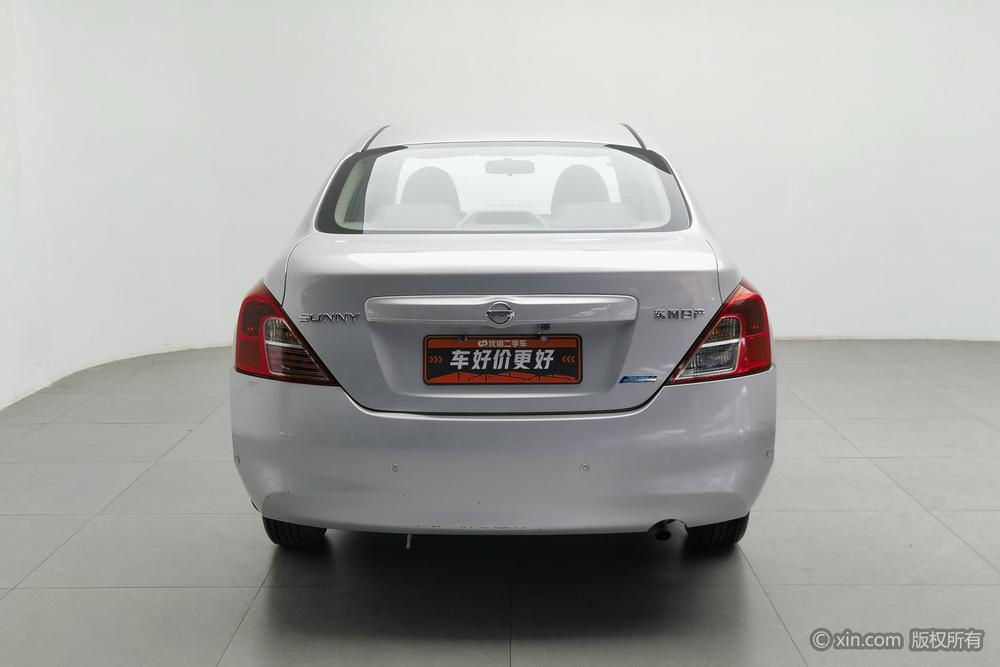 Nissan Sunny, фото 3
