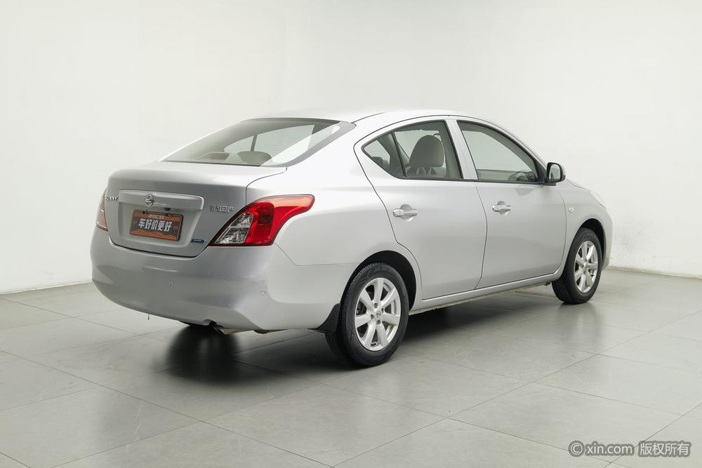 Nissan Sunny, фото 4