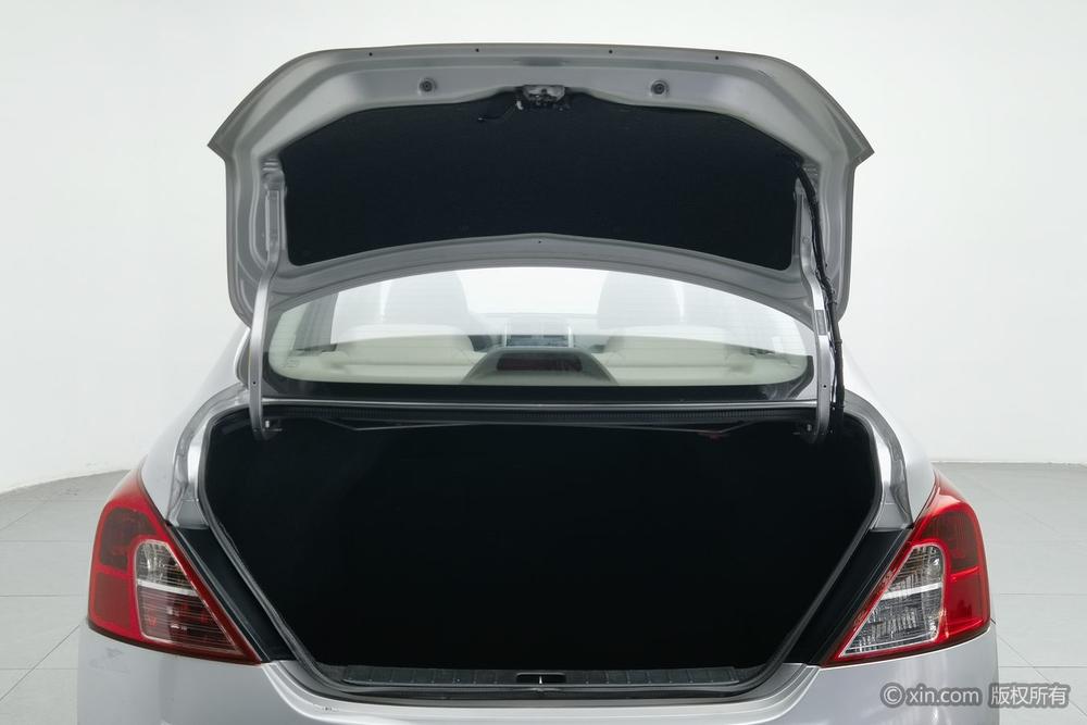 Nissan Sunny, фото 22