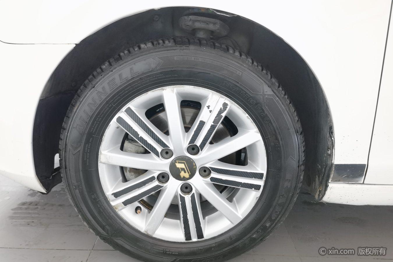 Volkswagen Golf 2011 1.6 MT Fashion