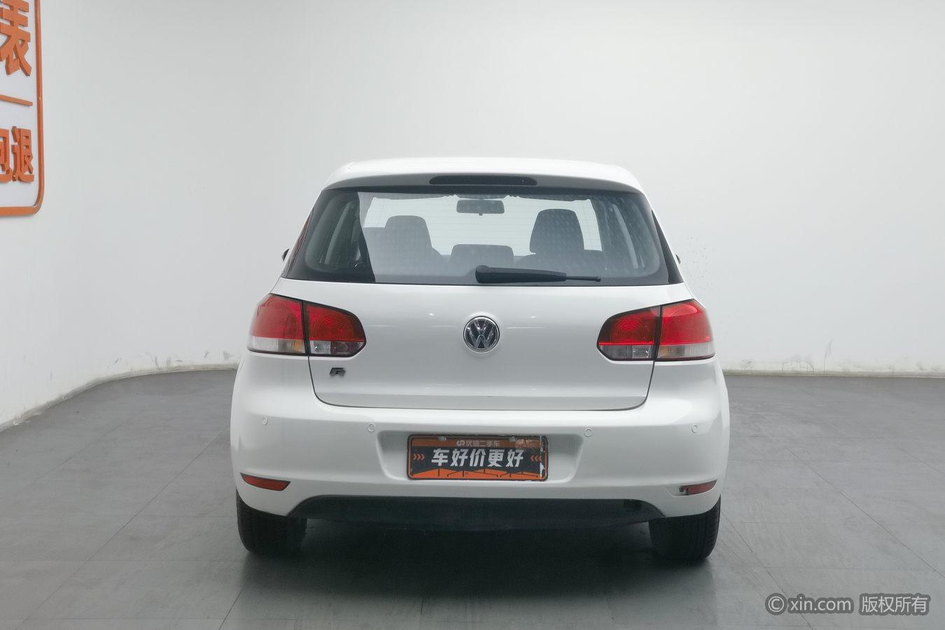 Volkswagen Golf 2011 1.6 MT Fashion