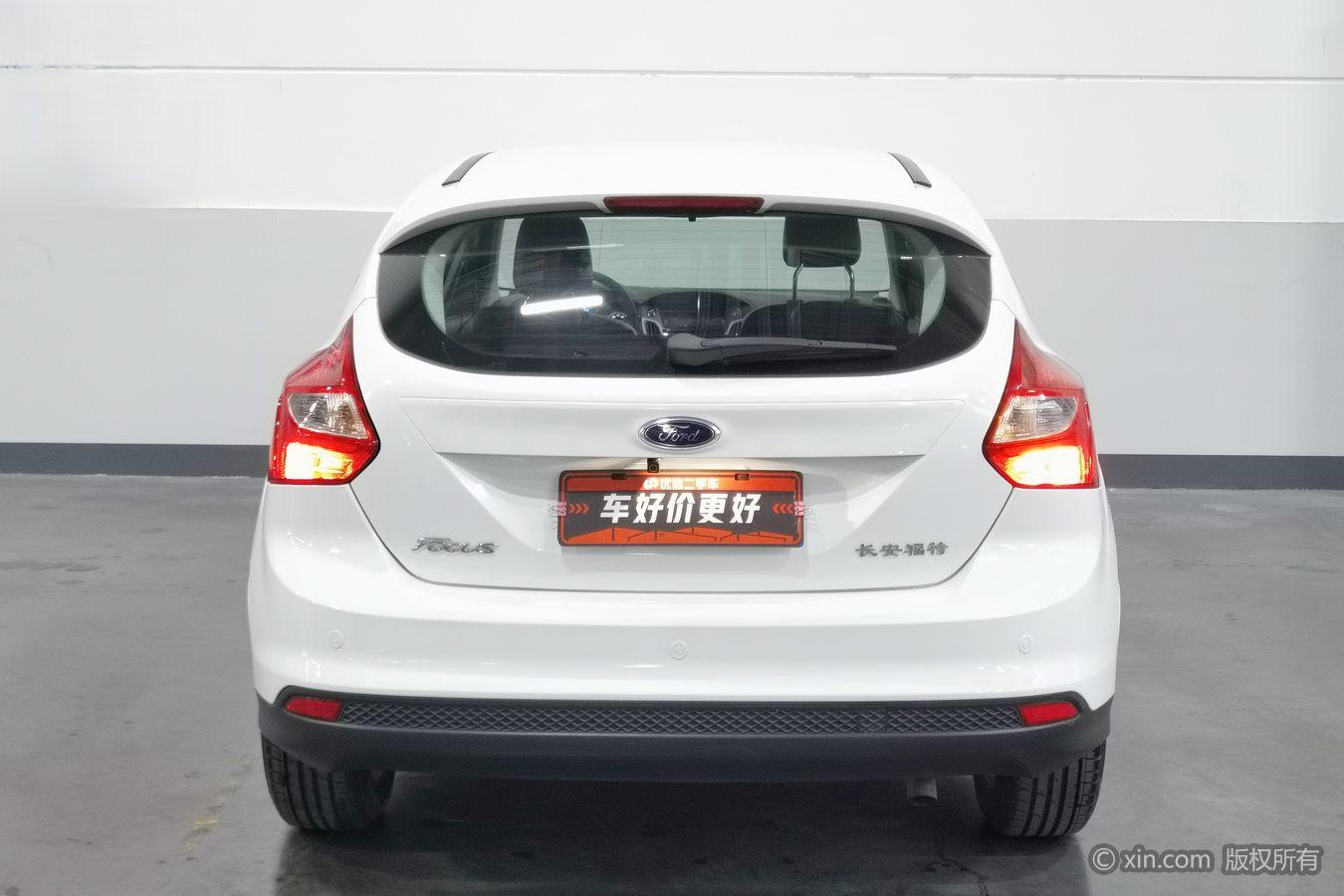 Ford Focus 2012 1.6L AT