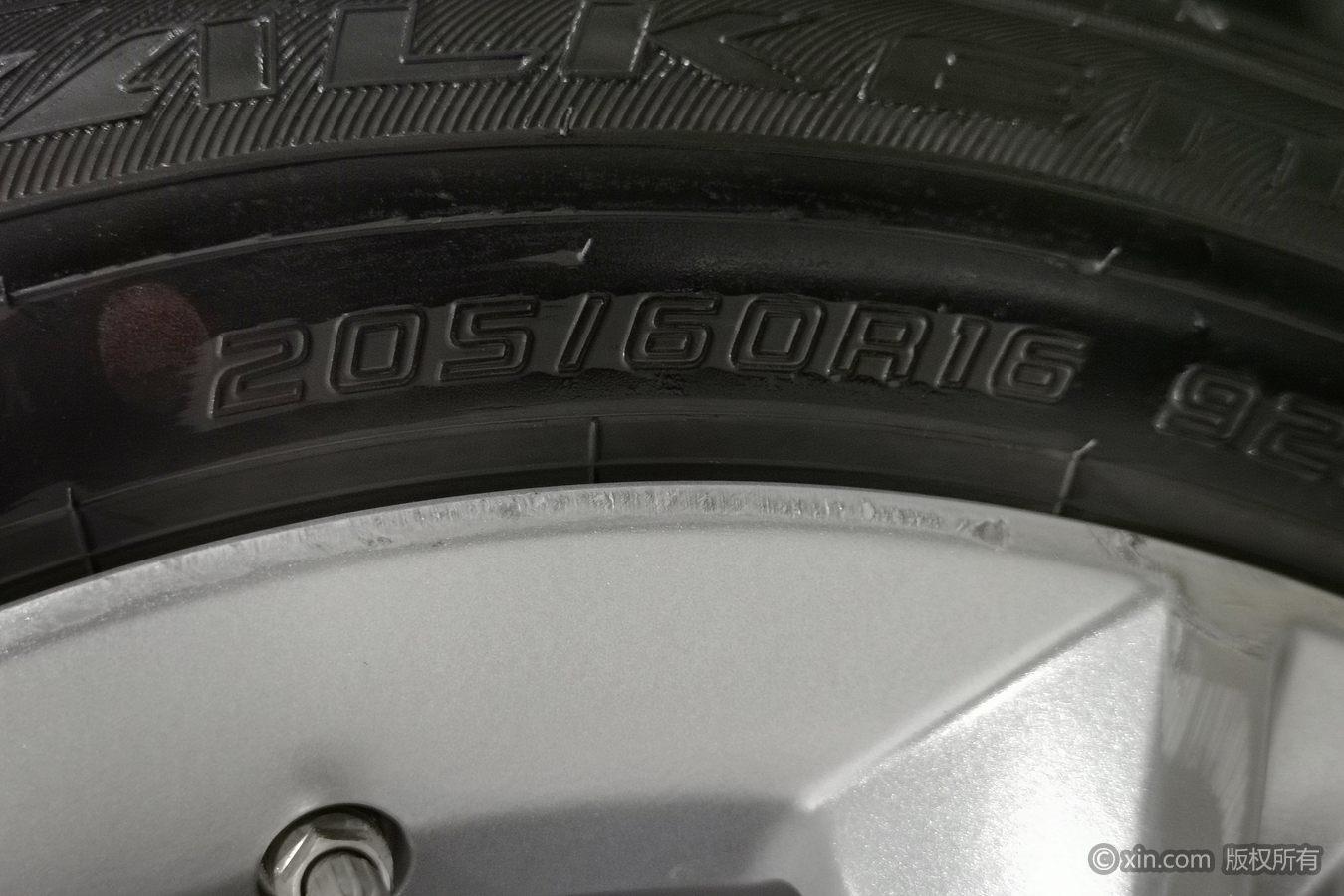 Ford Focus 2012 1.6L AT