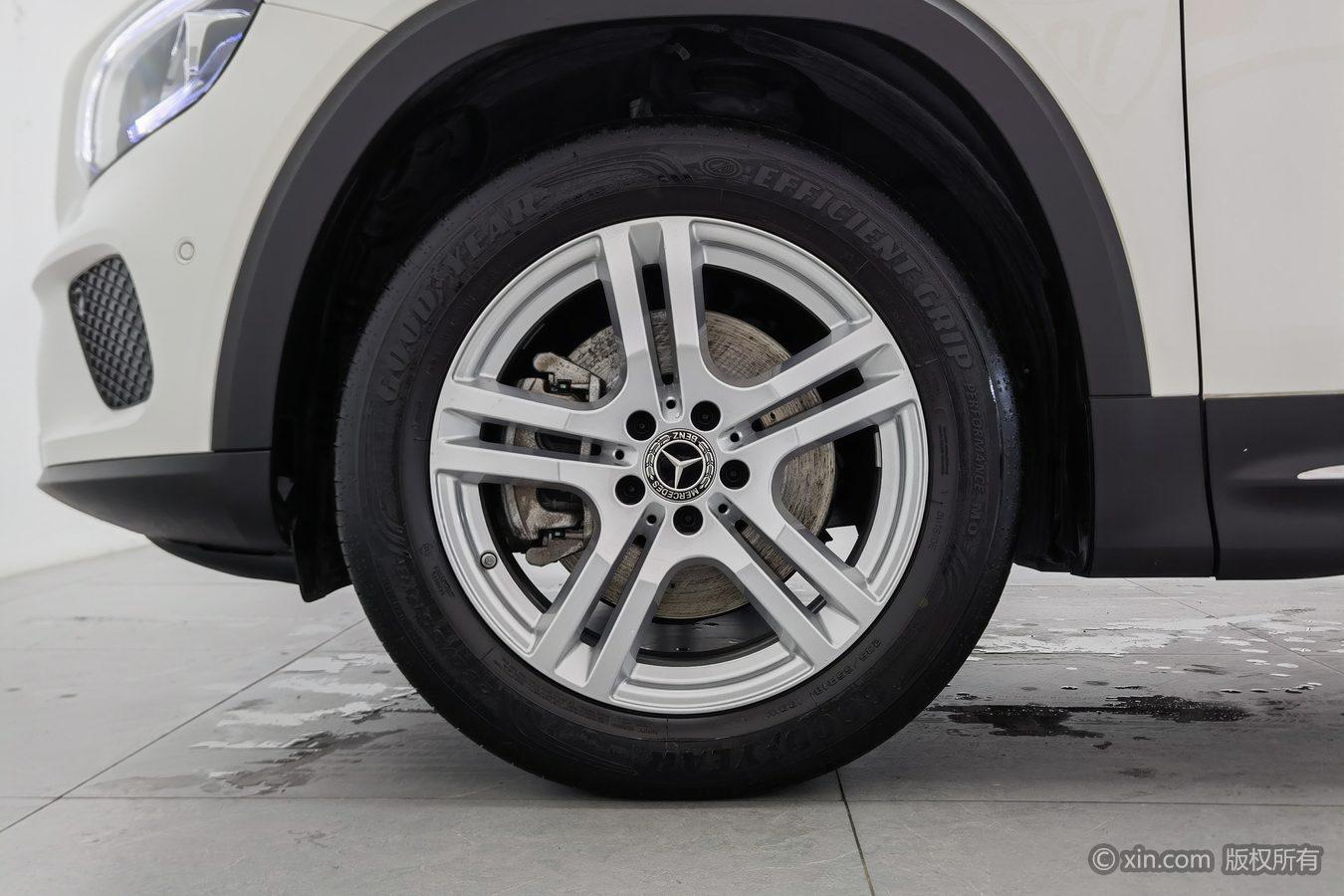 Mercedes-Benz GLB 2023 GLB 220