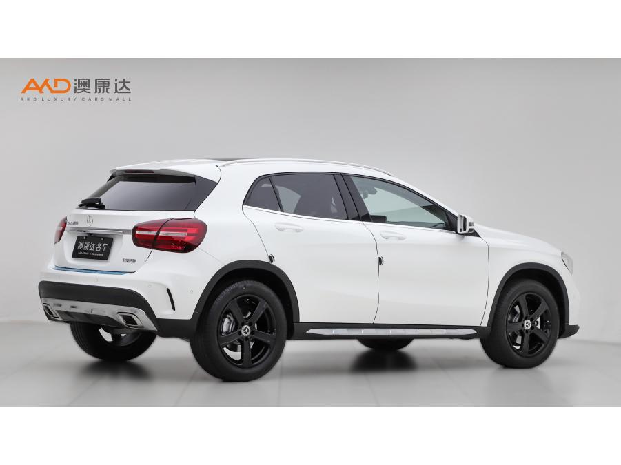 Mercedes-Benz GLA 2019 GLA 200 Fashion
