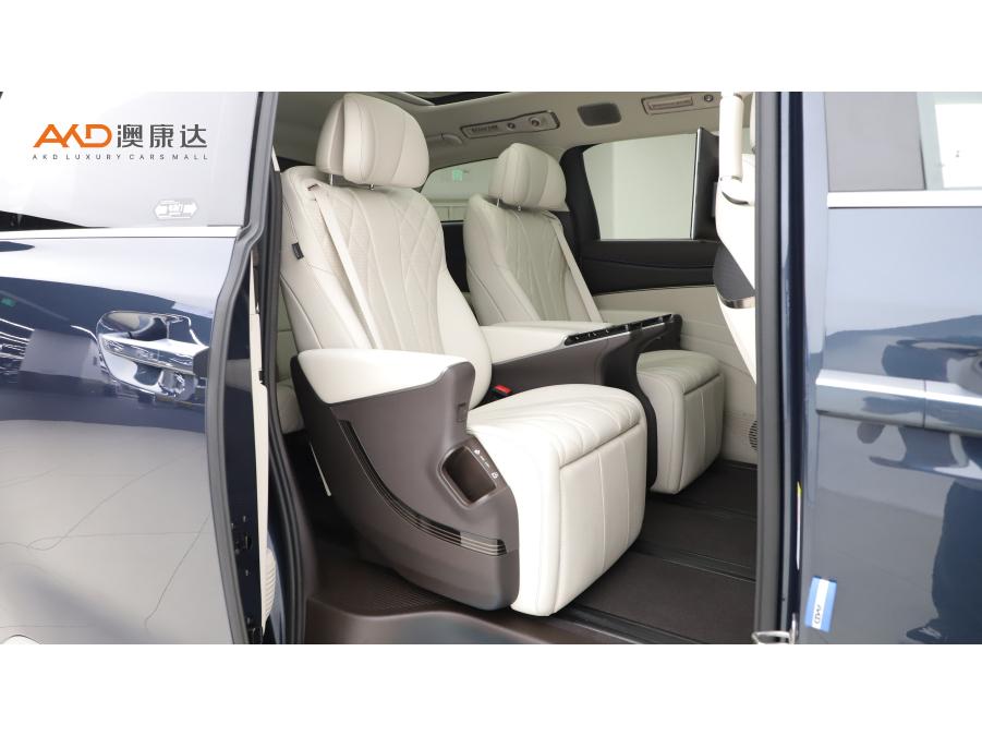Denza D9 DM 2025 Smart Drive 1020 Flagship