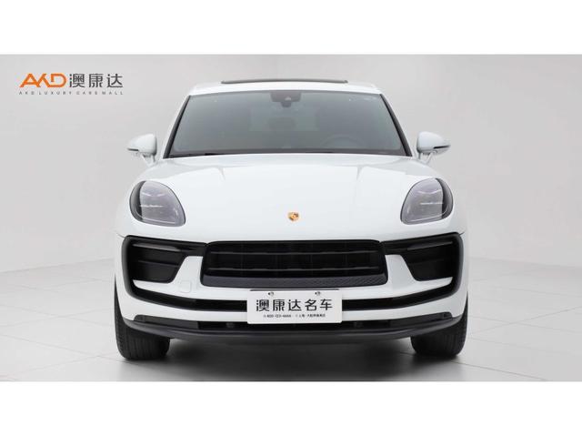 Porsche Macan 2022 Macan 2.0 T — фото 2