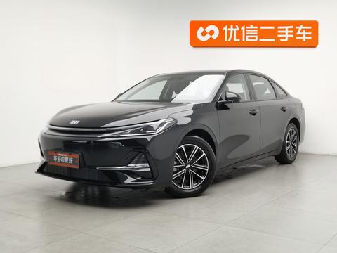 Geely Galaxy A7 EM