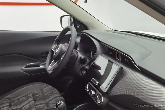 Nissan Kicks 2020 1.5 L MT — фото 16