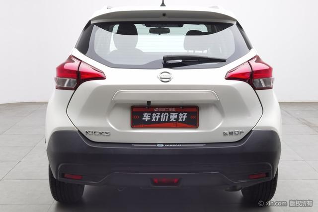 Nissan Kicks 2020 1.5 L MT — фото 3