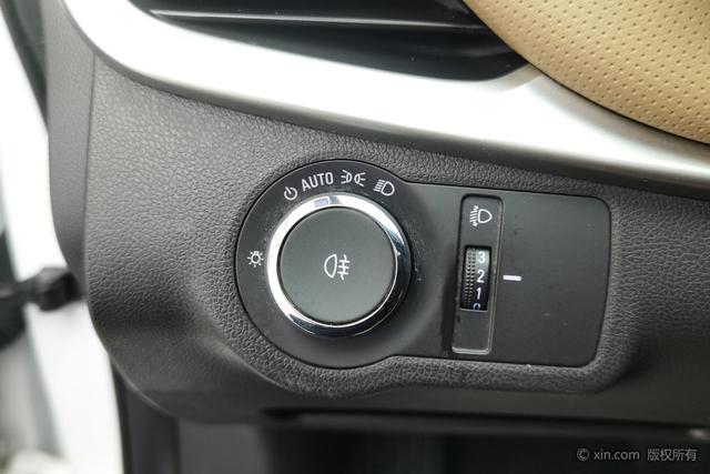 Chevrolet Cruze 2022 Белый из Китая, фото 4