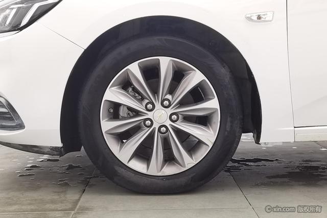 Chevrolet Cruze id 3810547 из Китая 16