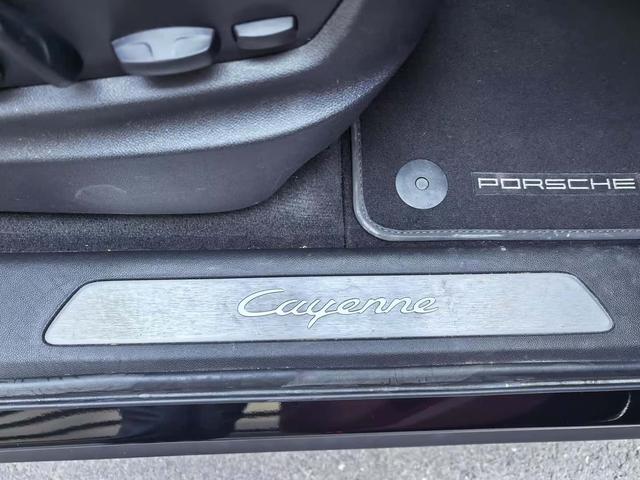 Porsche Cayenne Coupé 2019 Cayenne Coupé 3.0 T — фото 9