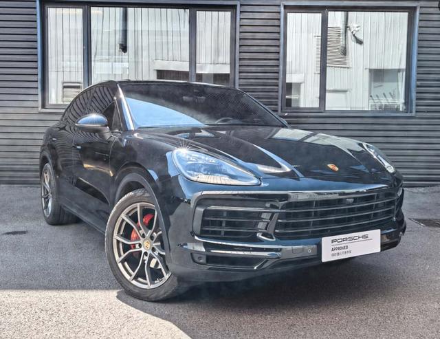 Porsche Cayenne Coupé 2019 Cayenne Coupé 3.0 T — фото 3