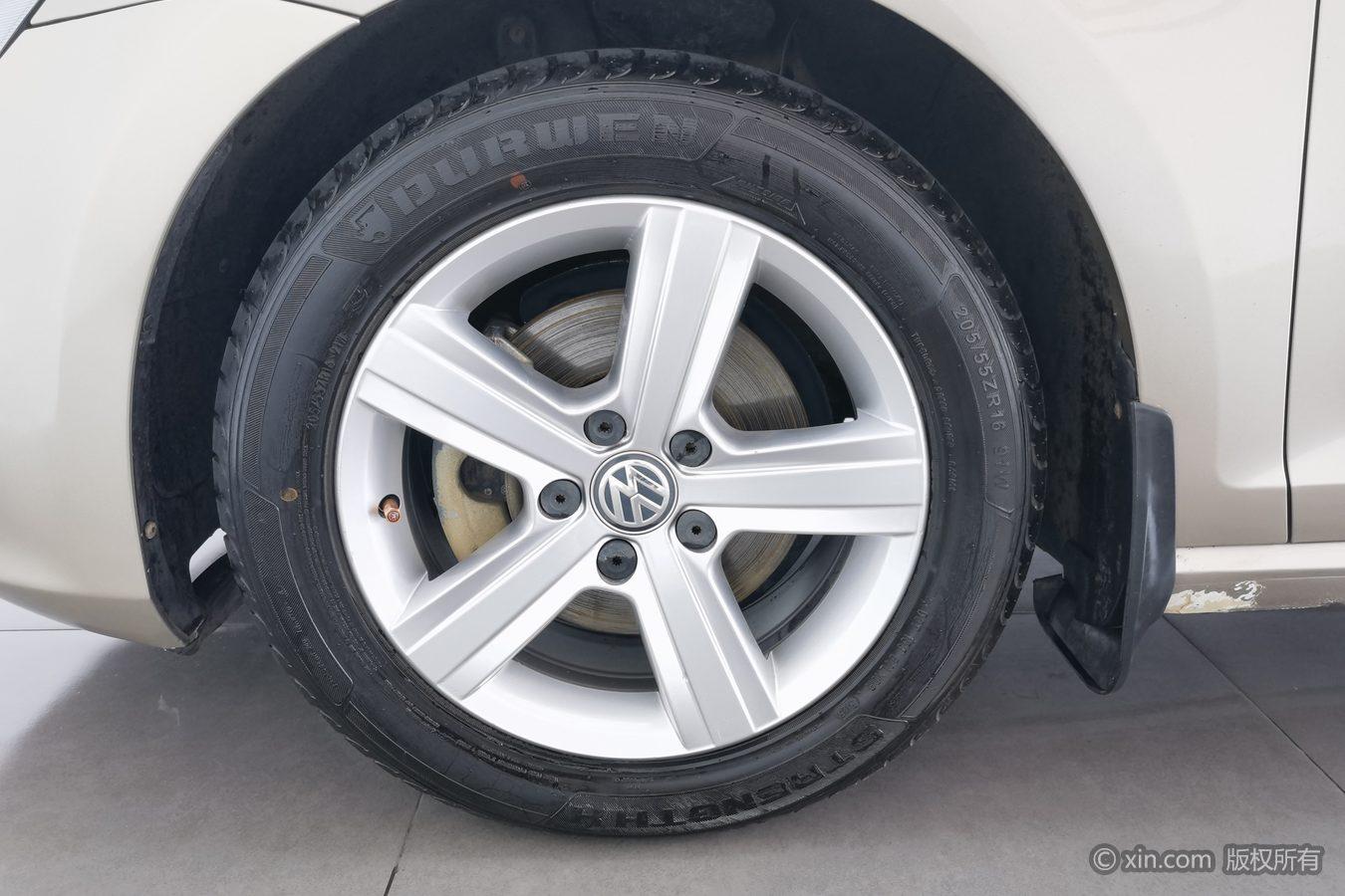 Volkswagen Golf 2016 1.6L AT Comfort