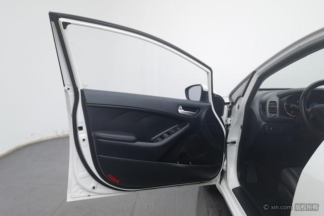 Kia K3 id 4210240 из Китая 15