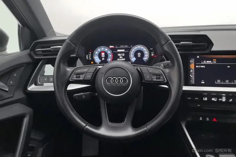 Audi A3 — фото 9