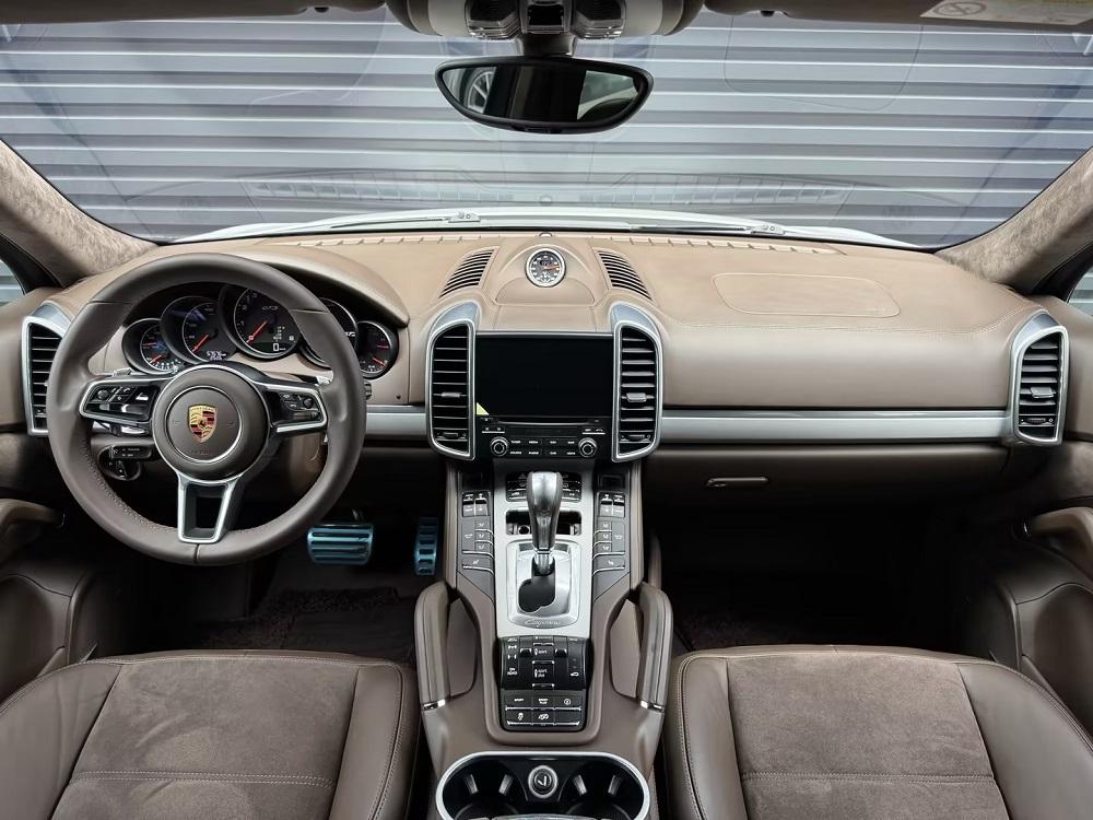 Porsche Cayenne 2016 Cayenne GTS 3.6T