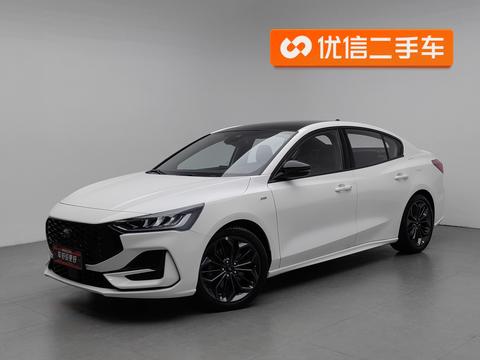 Ford Focus 2022 EcoBoost 180 AT ST Line