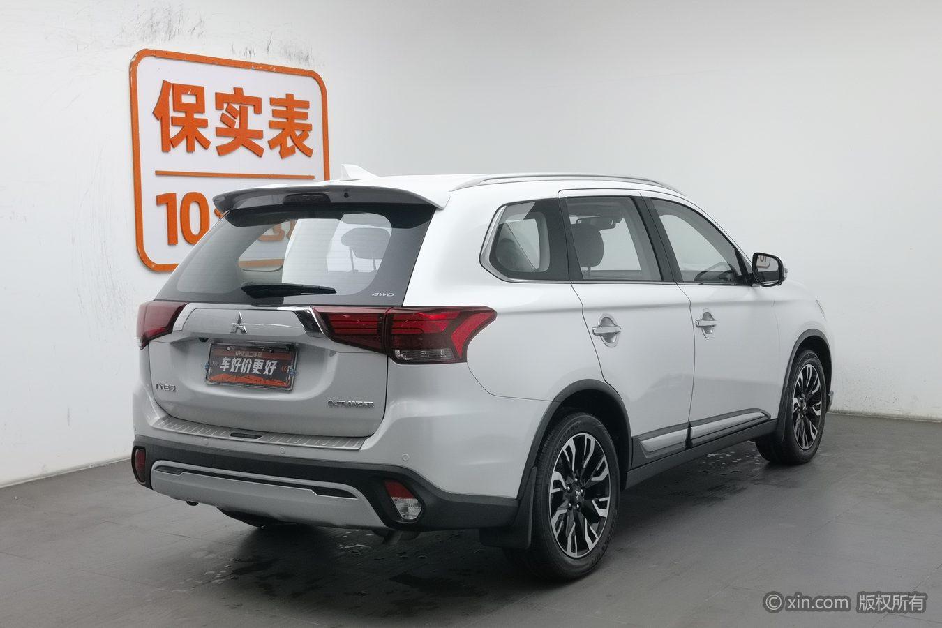 Mitsubishi Outlander 2019 2.4L 5 мест V