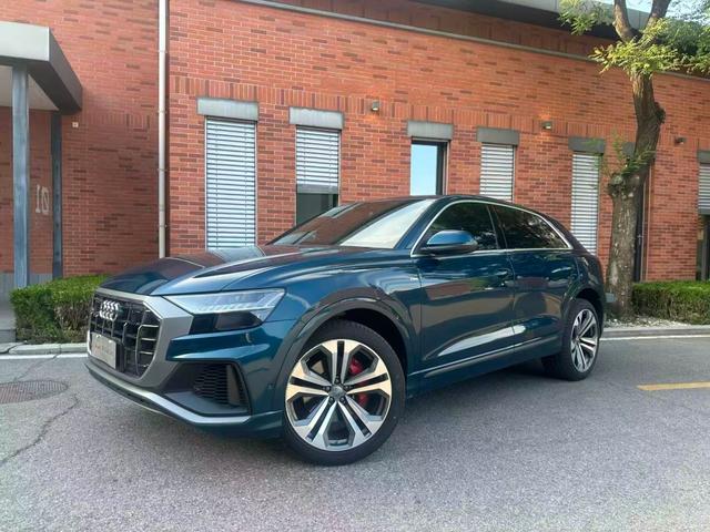 Audi Q8 2019 — фото 1