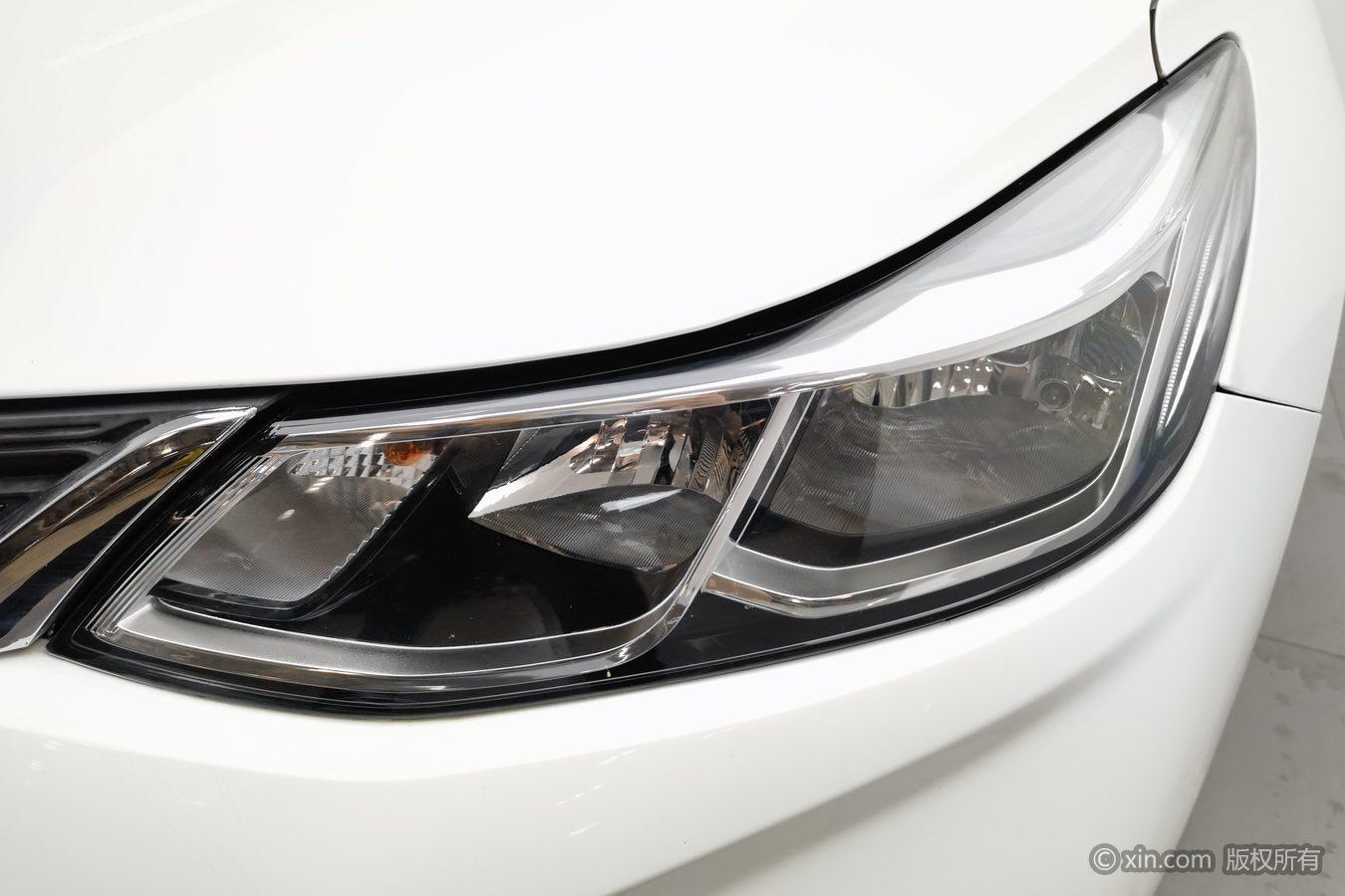 Chevrolet Cruze 2018 320 AT