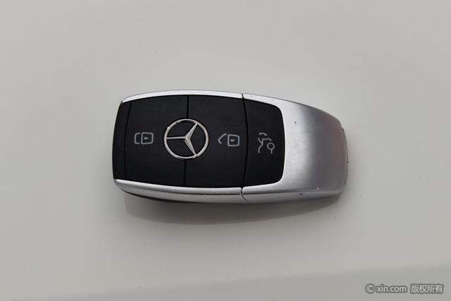 Mercedes-Benz GLA 2022 GLA 220 4 MATIC — фото 6