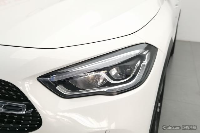 Mercedes-Benz GLA 2022 GLA 220 4 MATIC — фото 7