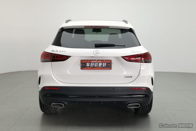 Mercedes-Benz GLA 2022 GLA 220 4 MATIC — фото 3