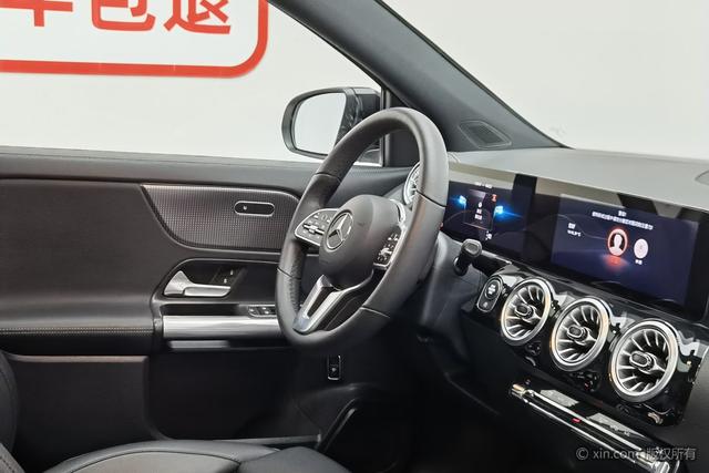 Mercedes-Benz GLA 2022 GLA 220 4 MATIC — фото 16