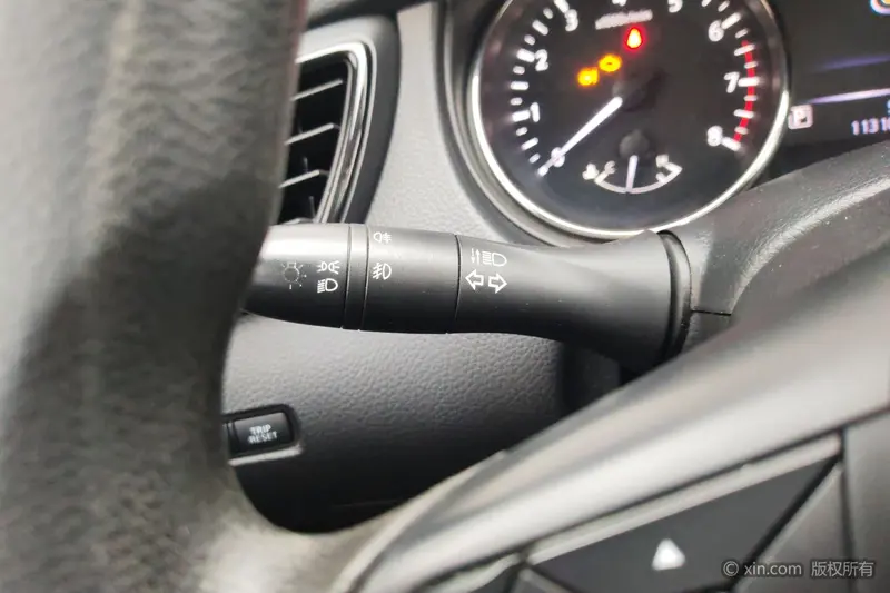 Nissan X-Trail 2.0 L CVT Comfort 2 WD — фото 11
