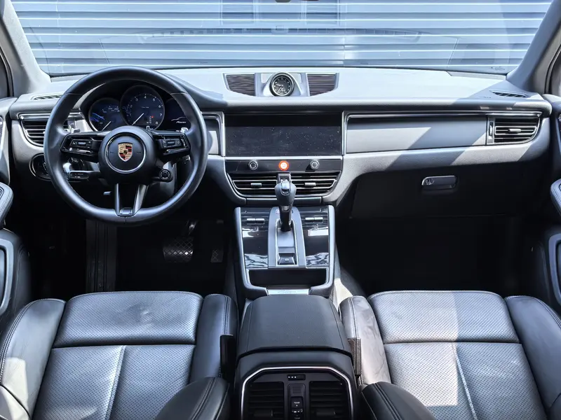 Porsche Macan 2.0 T — фото 5