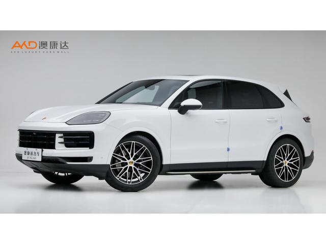 Porsche Cayenne 2024 1