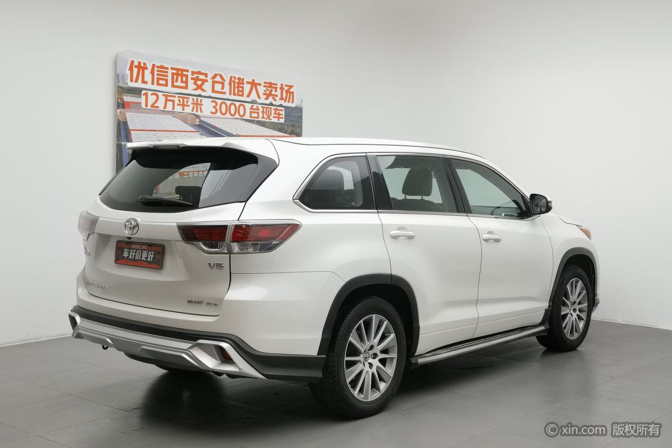Toyota Highlander 2015 3.5L Luxury 7 мест