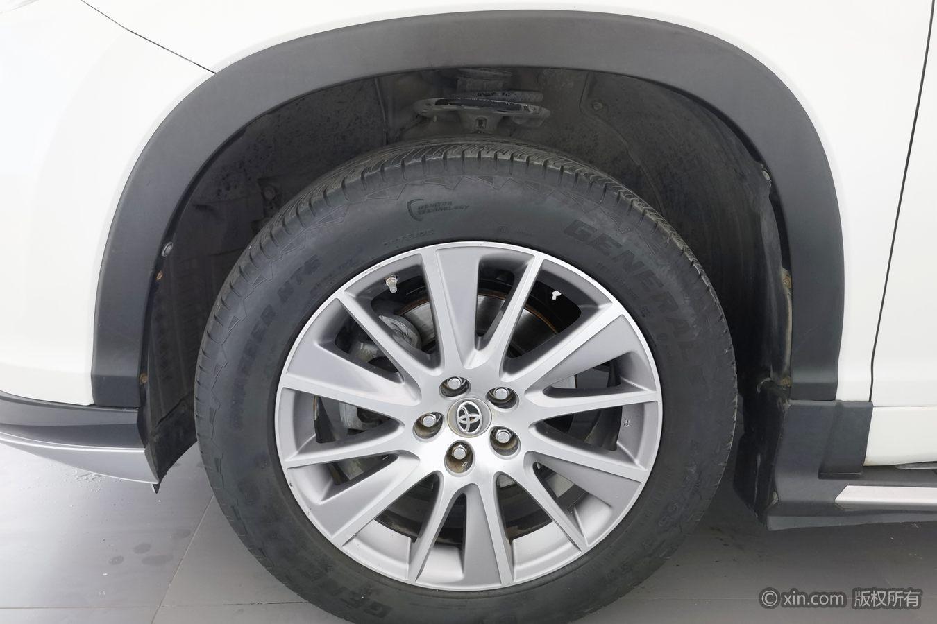 Toyota Highlander 2015 3.5L Luxury 7 мест