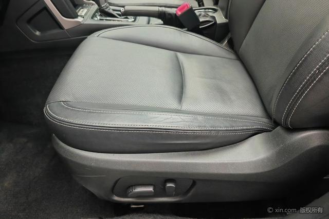 Subaru FORESTER 2016 2.5i — фото 18