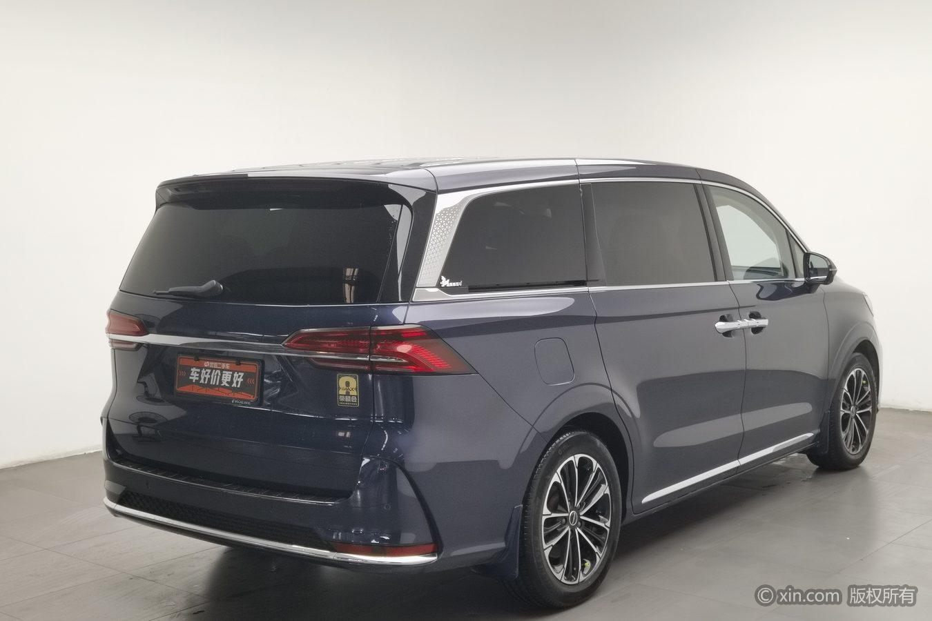 Roewe iMAX8 — фотографии объявления, Фото 3