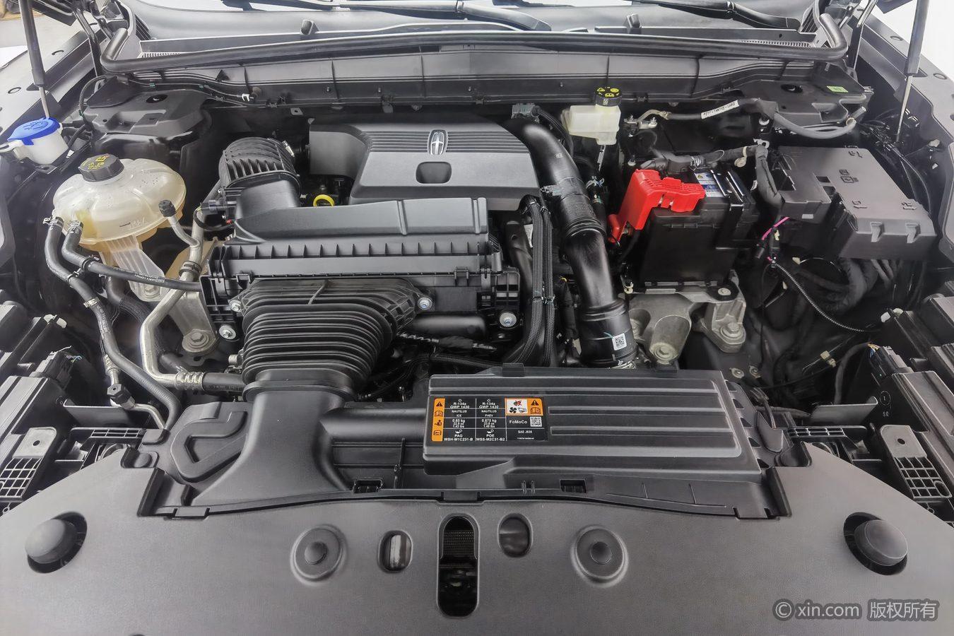 Lincoln Nautilus 2025 2.0T Premium