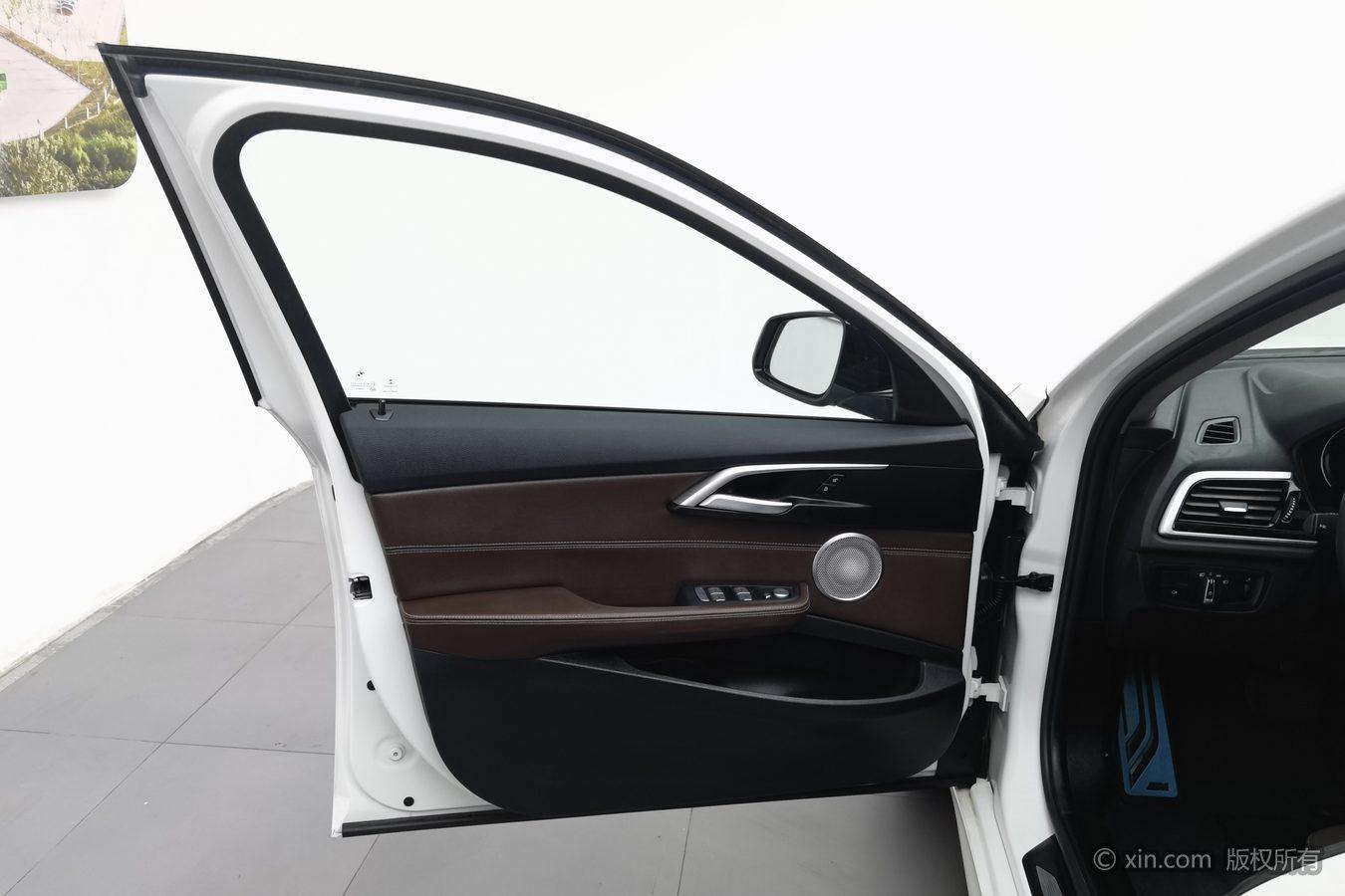 BMW 1 series id 4510879 из Китая 18