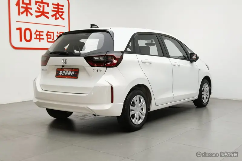 Honda Fit — фото 4